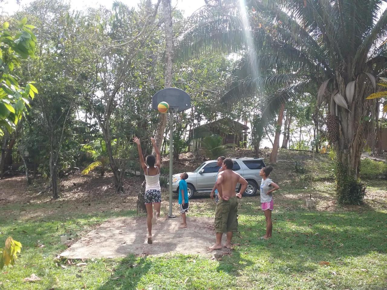 Hidden Haven Hostel Unitedville Ngoại thất bức ảnh